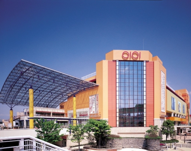 ショッピングセンター　マルイファミリー海老名（ショッピングセンター）まで668m