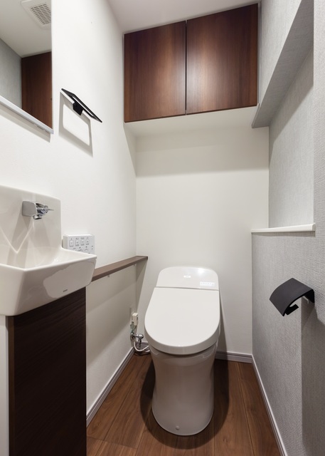 トイレ　※写真は同タイプ住戸です。