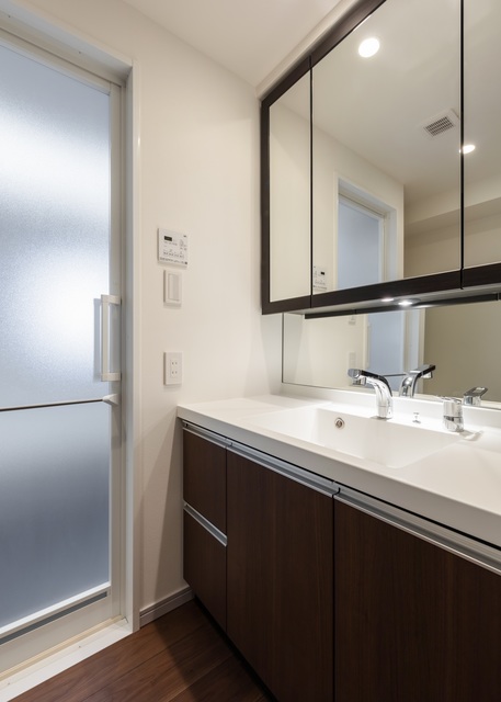 洗面設備　※写真は同タイプ住戸です。