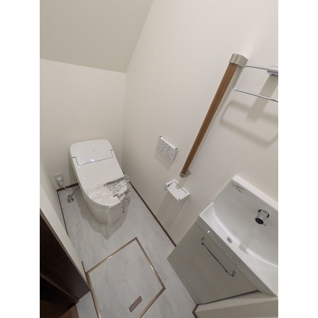 トイレ　トイレ