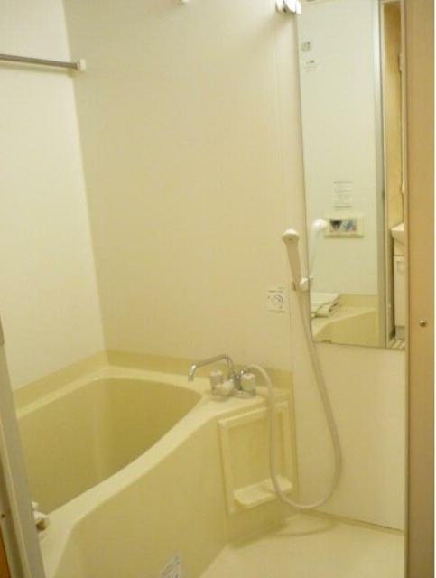 バス・シャワールーム　※別部屋参考写真