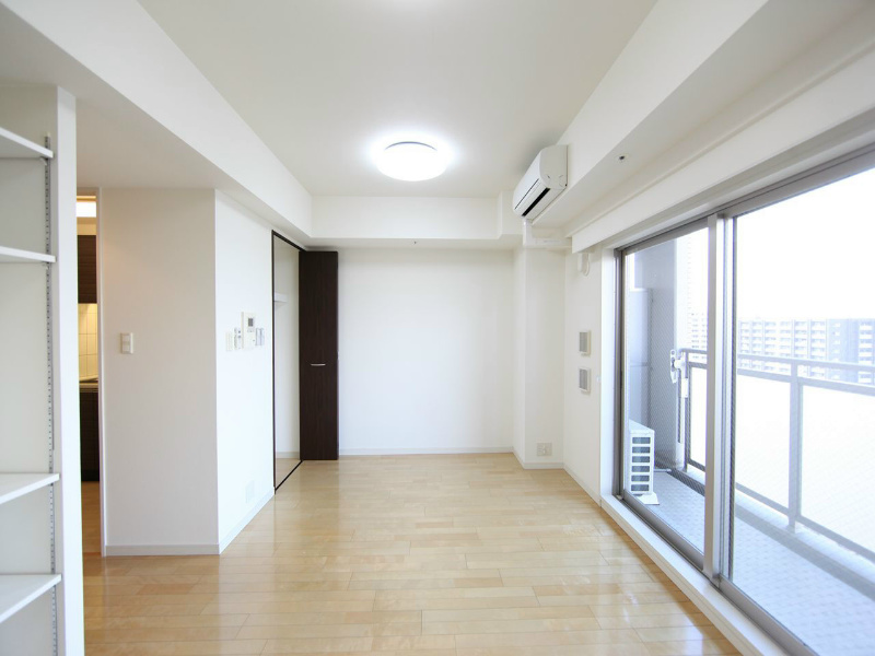 その他部屋・スペース　洋室8.7帖　エアコン完備　バルコニー