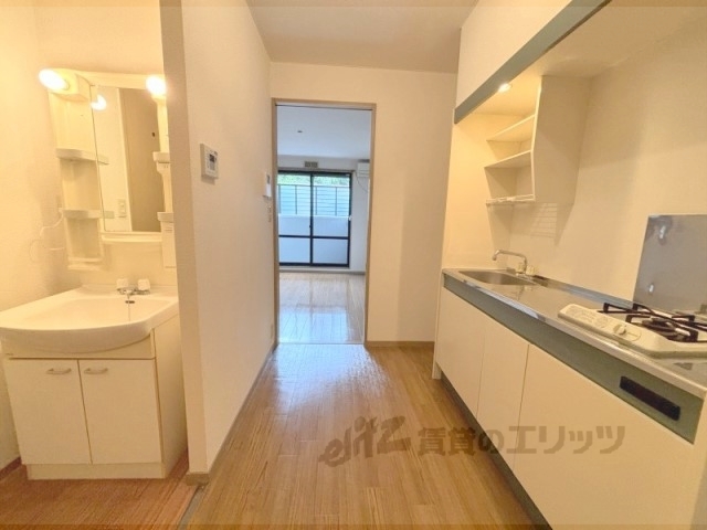 その他部屋・スペース　廊下