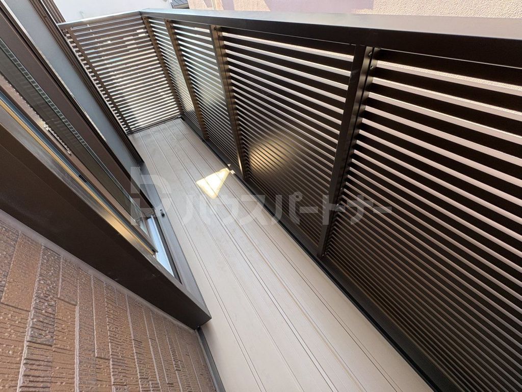 バルコニー　バルコニー