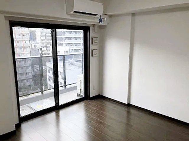 居室・リビング　開放感のあるゆったりとしたお部屋です♪