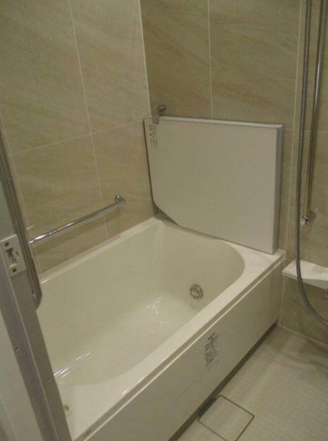 バス・シャワールーム　別部屋参考写真