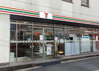 コンビニ　セブンイレブン神田錦町2丁目店（コンビニ）まで60m