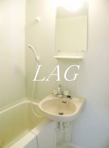 バス・シャワールーム　お風呂です。