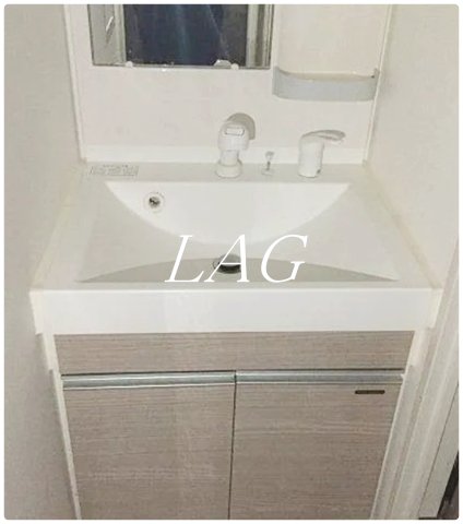 洗面設備　独立洗面台です。