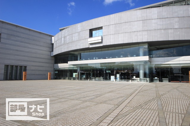 コンビニ　セブンイレブン道後喜多町店 140（コンビニ）まで140m