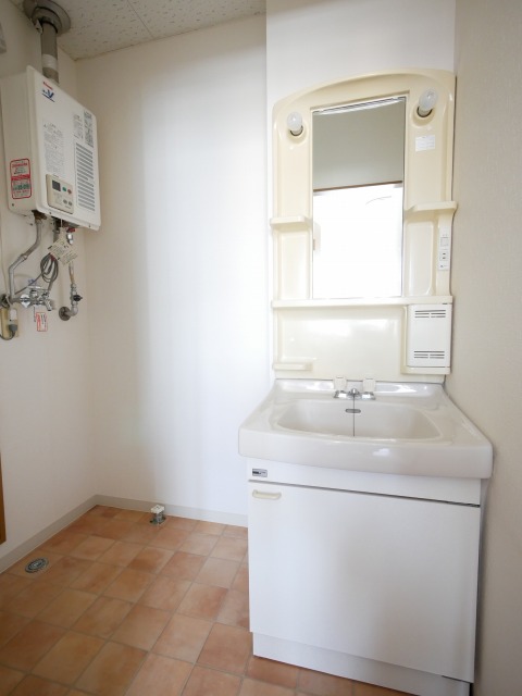 洗面設備　シャンプードレッサー