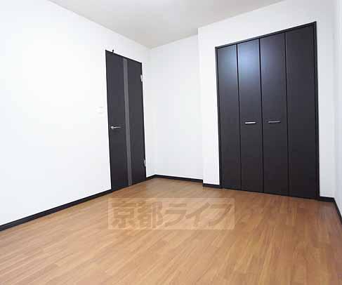 居室・リビング　広々とした部屋です。