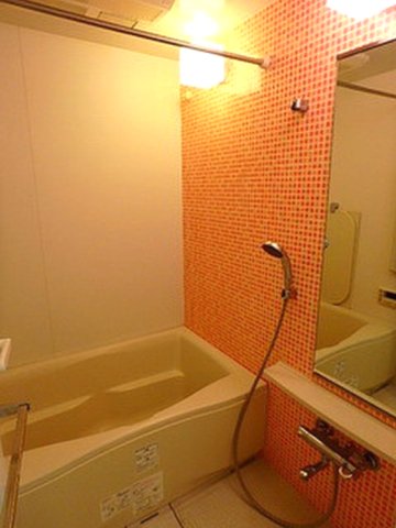 バス・シャワールーム　バス
