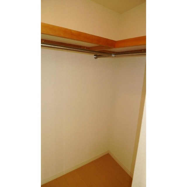 収納　※別部屋の参考写真です。