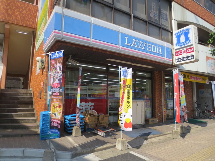 コンビニ　ローソン香椎駅前1丁目店（コンビニ）まで425m