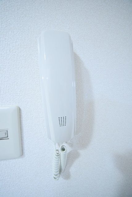 セキュリティ　インターホンあり