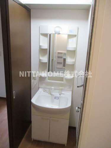 洗面設備　洗髪洗面化粧台です＊