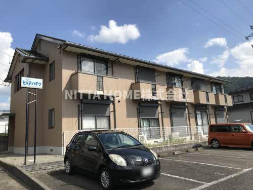 建物外観　インターネット＆駐車場無料◎スーパーなどが徒歩近く★