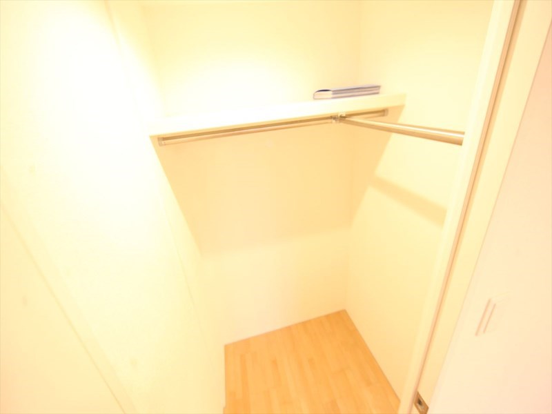 収納　ウォークインクローゼット（収納充実してます）