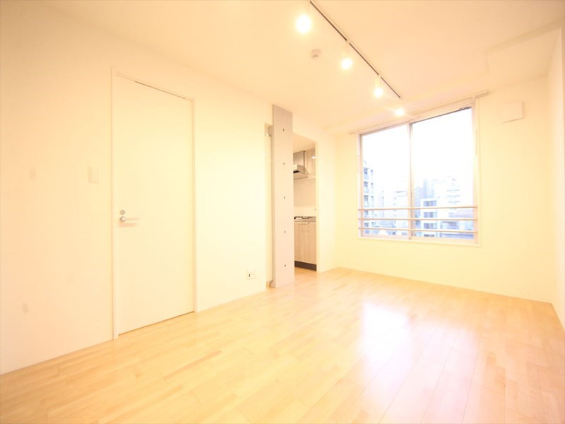 眺望　洋室7.87帖　エアコン完備　室内洗濯物干し掛け付