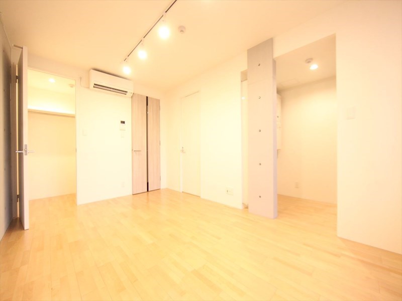 居室・リビング　洋室7.87帖　ウォークインクローゼット（収納充実してます）