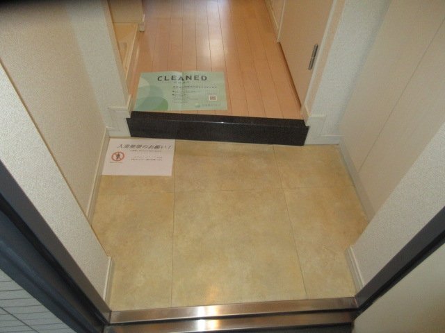 玄関　い