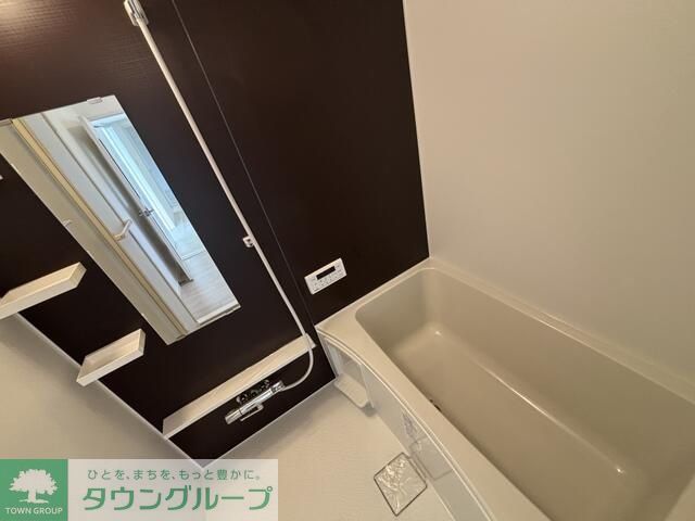 バス・シャワールーム　別部屋の写真です。