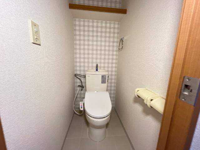 トイレ　シャワー付トイレ