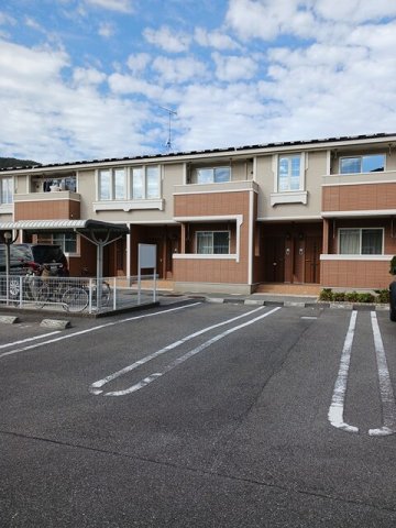 駐車場　駐車場完備です