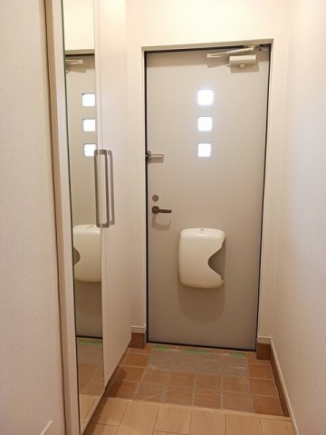 玄関　シンプルで使いやすい玄関です