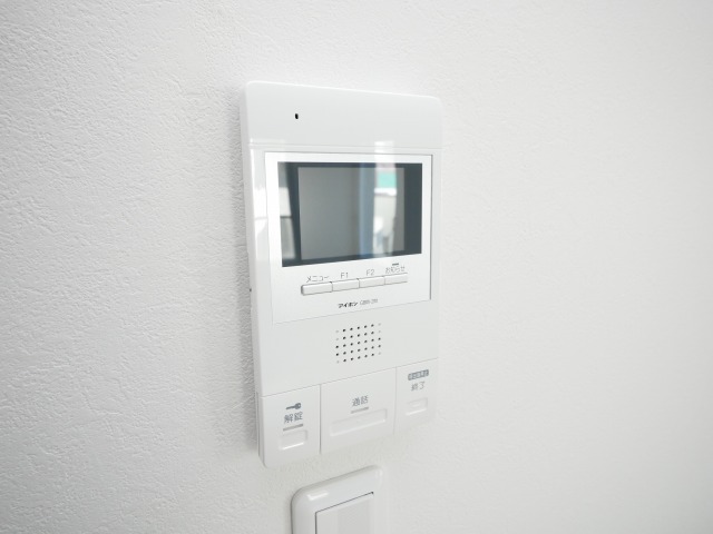 セキュリティ　モニター付きインターホンで防犯面も安心♪