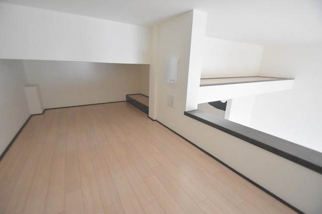 その他　広々洋室10.1帖・ロフト3帖・上部収納