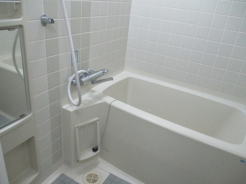 バス・シャワールーム　浴室