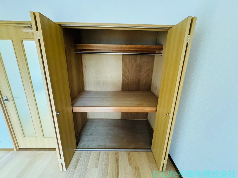 収納　※同型間取り別部屋写真