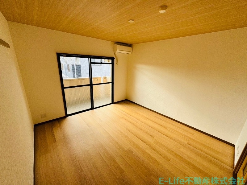 居室・リビング　※同型間取り別部屋写真