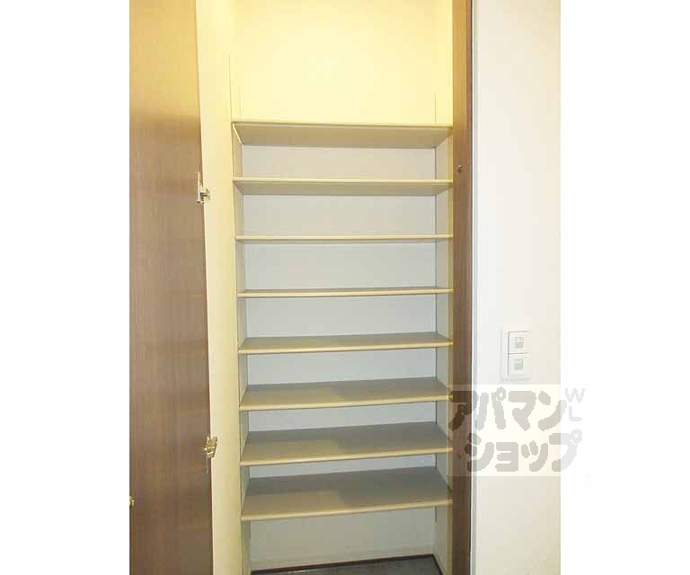 収納　シューズボックス！