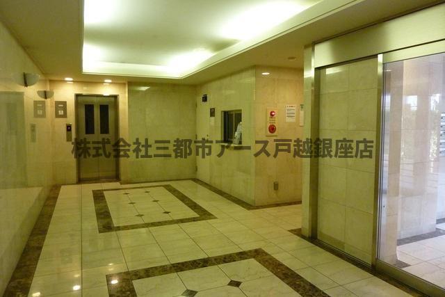 エントランス　グランテム南雪谷