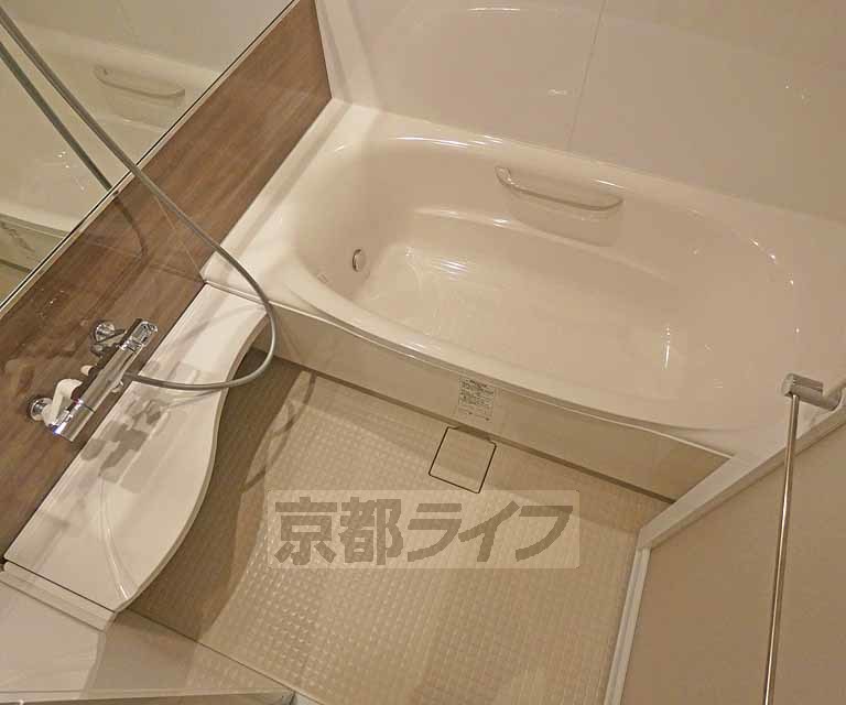 バス・シャワールーム　浴室です