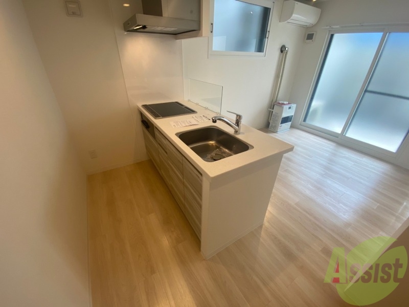 キッチン　キッチンはスペースも広々していて使いやすそうですよ！