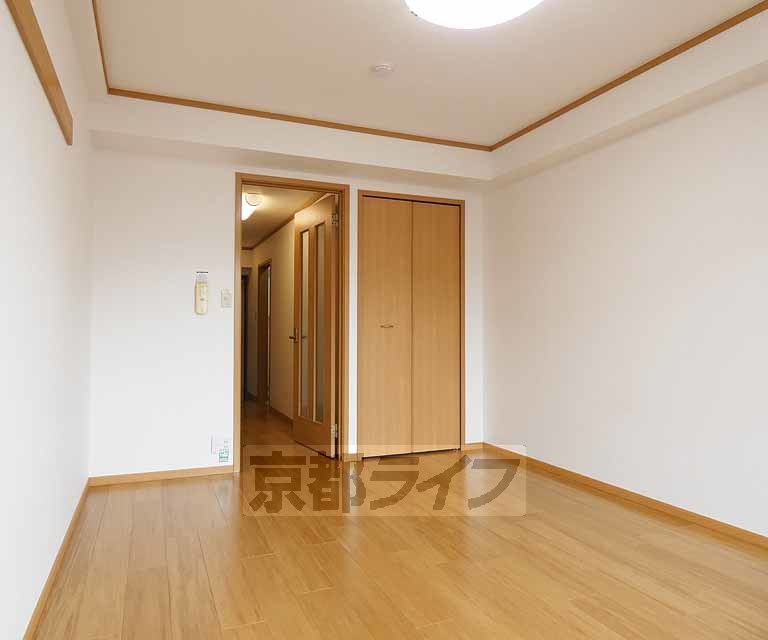 居室・リビング　広々としたお部屋です・