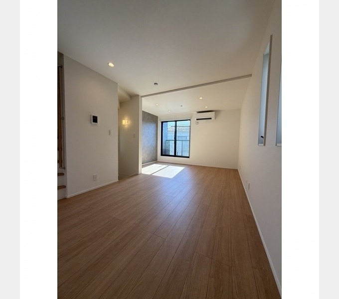 セキュリティ　モニター付きインターホン設備あり