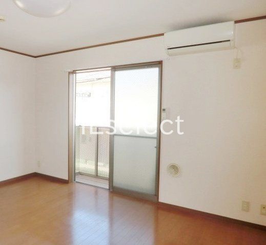 居室・リビング　日当り良好。明るいお部屋。