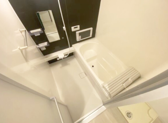 バス・シャワールーム　※同物件・反転タイプの写真です