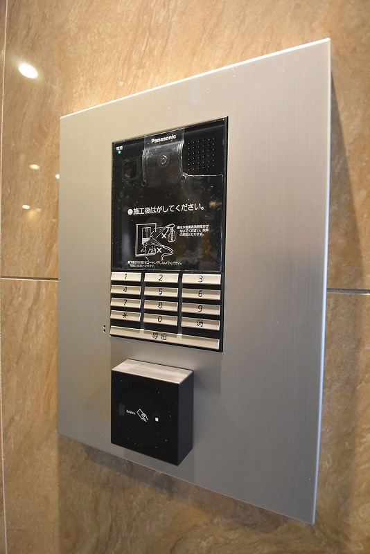 エントランス　オートロック