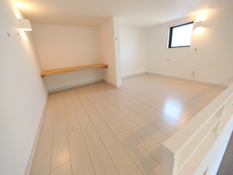 その他部屋・スペース　ロフト5.5帖（収納としてもお部屋としても使えます）