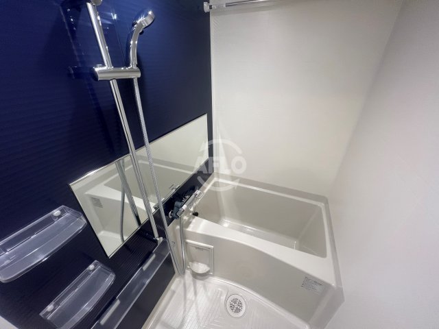 バス・シャワールーム　レジュールアッシュNAMBA　浴室