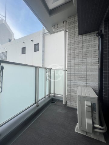 バルコニー　レジュールアッシュNAMBA　バルコニー