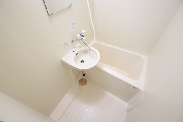 バス・シャワールーム　※別室の参考写真のため、現況優先です