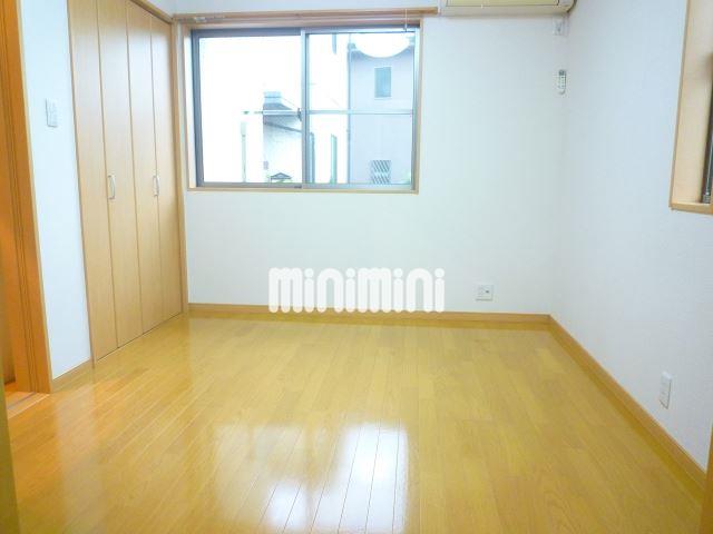 居室・リビング　キレイなお部屋です