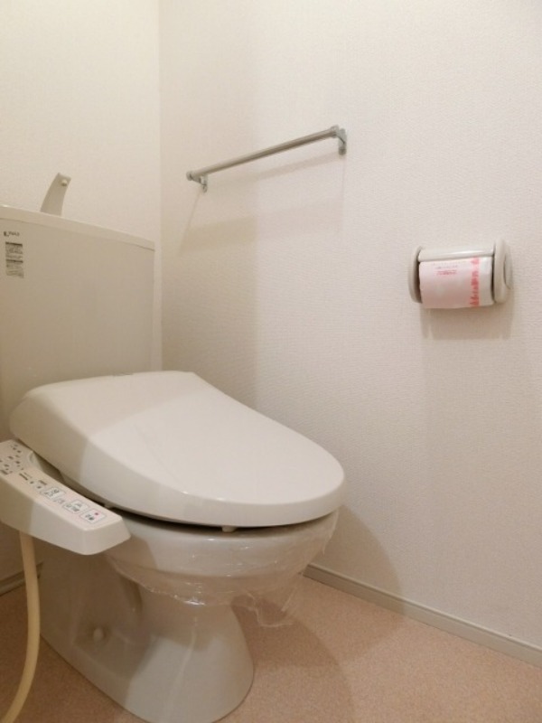 トイレ　図面と現状に相違がある場合には現状を優先